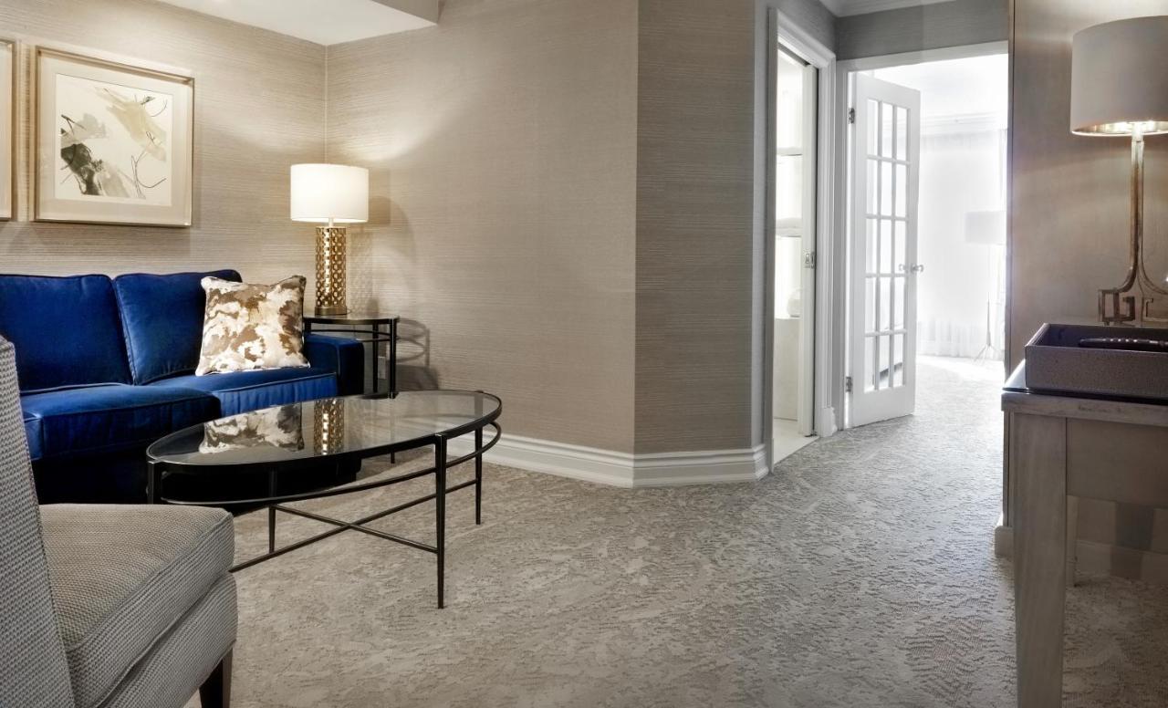 Chateau Vaudreuil Bagian luar foto A suite at The Ritz-Carlton, Boston